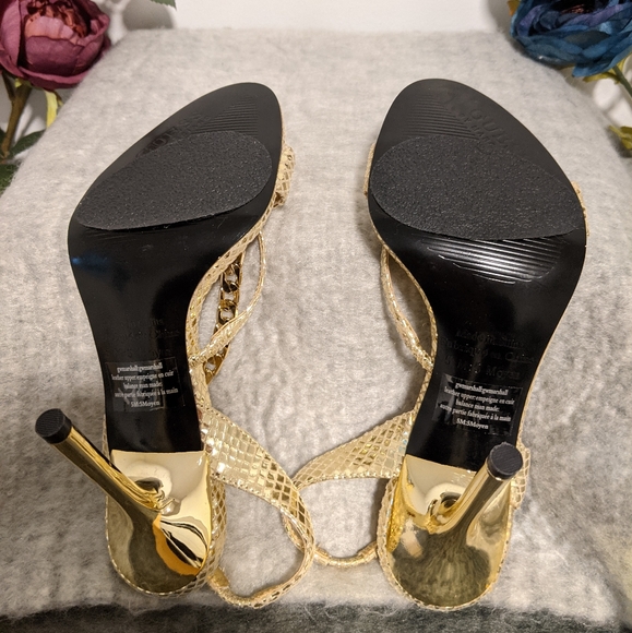 🎈GUESS Gold Chain Geometric Stiletto Sandals - Picture 3 of 4